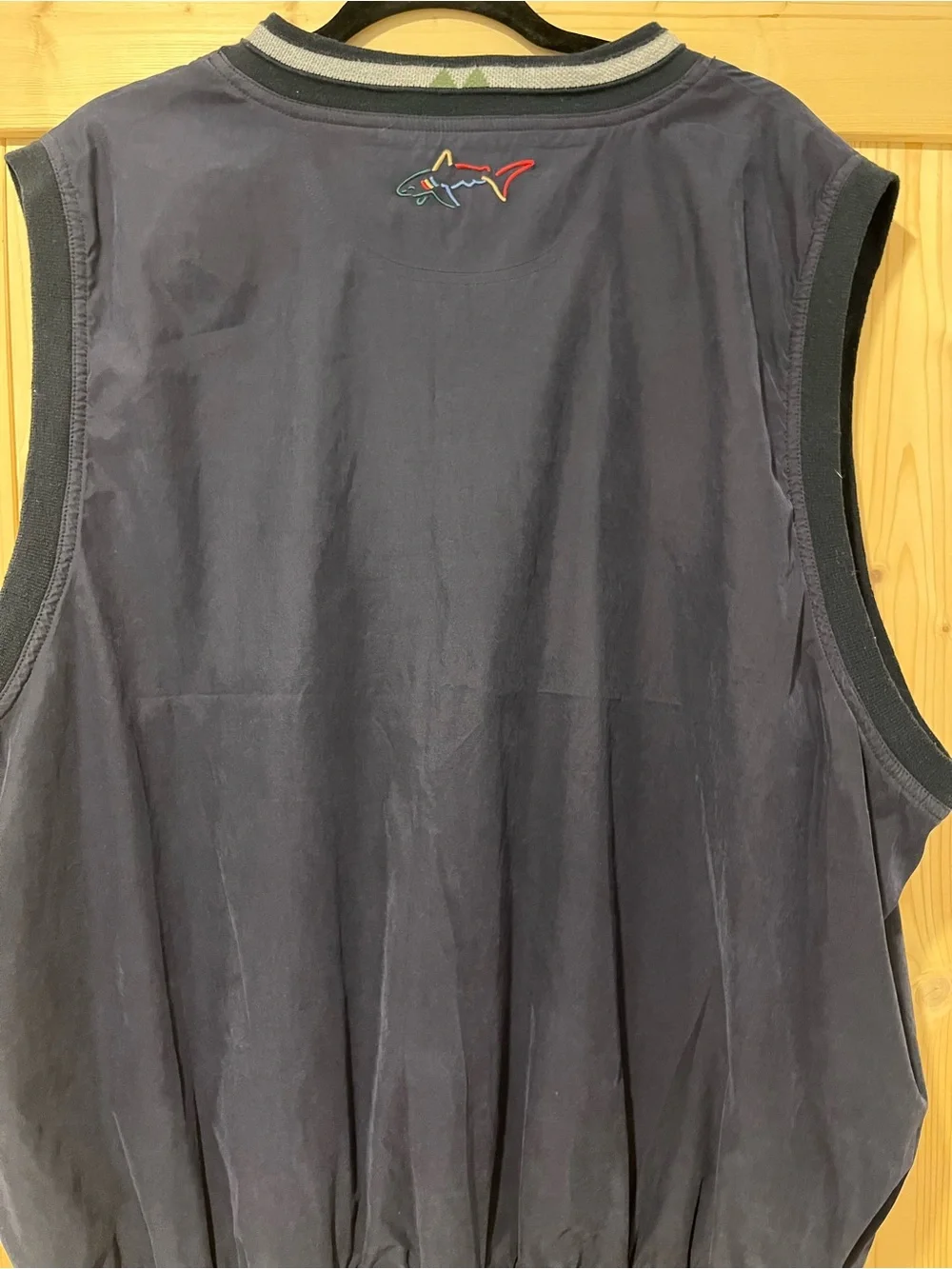 Greg Norman Collection Sleeveless V‑Neck Windbreaker XL/TG Navy Color